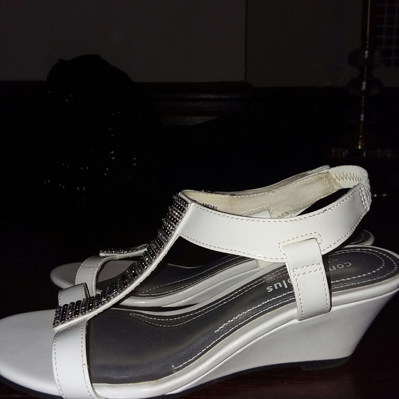 White Heels with diamond studs - Picture 3 of 5